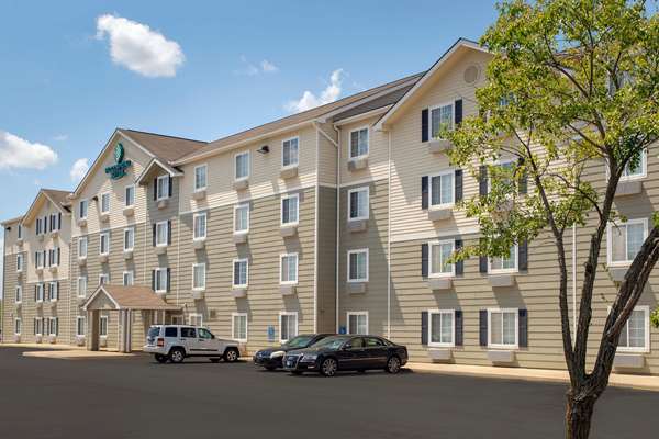 Exterior view - WoodSpring Suites Madison - I-565, Exit 8