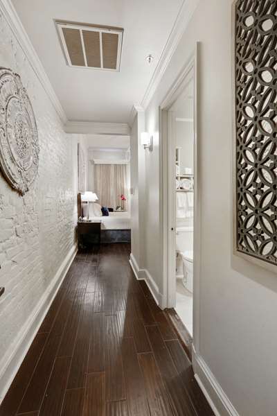  - La Galerie Hotel French Quarter New Orleans