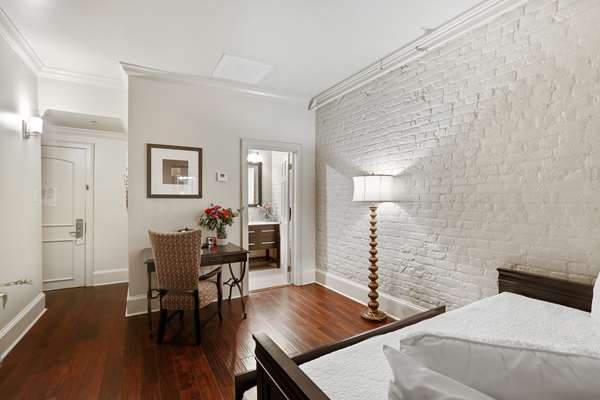  - La Galerie Hotel French Quarter New Orleans