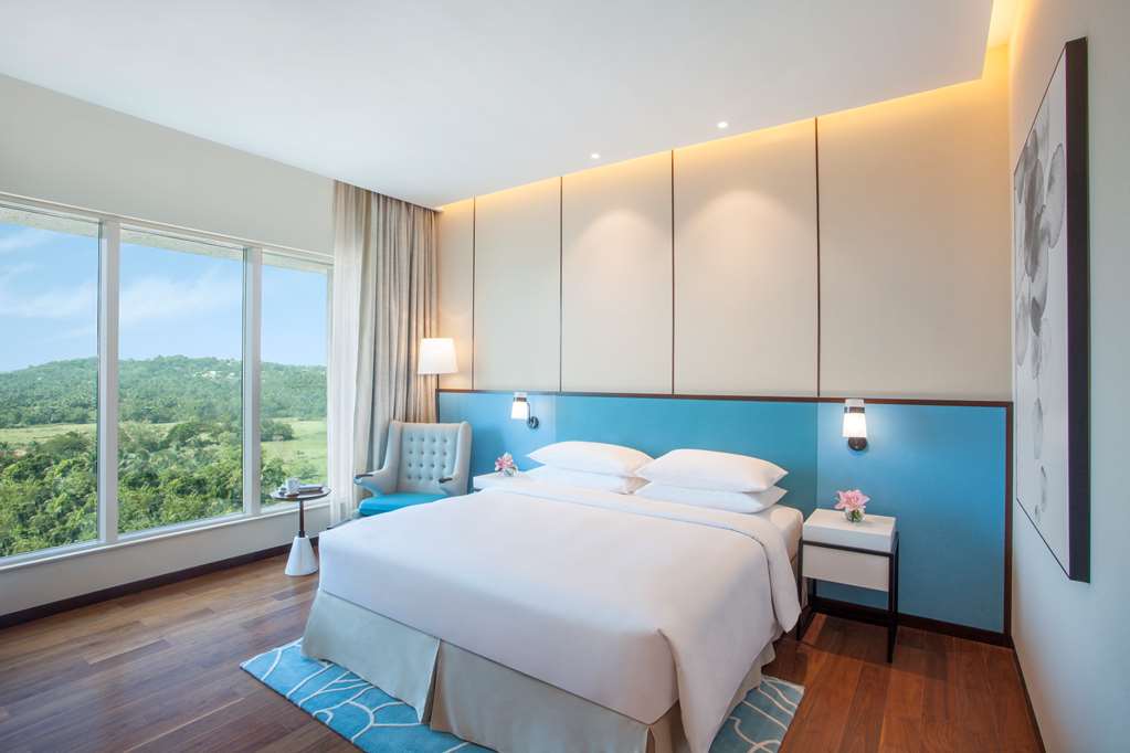 HYATT REGENCY THRISSUR-guestroom-Guest Room,On-Site.jpg