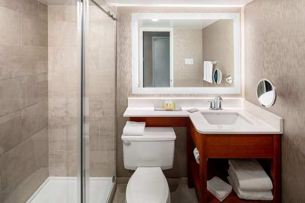  - DoubleTree by Hilton Hotel North Ann Arbor