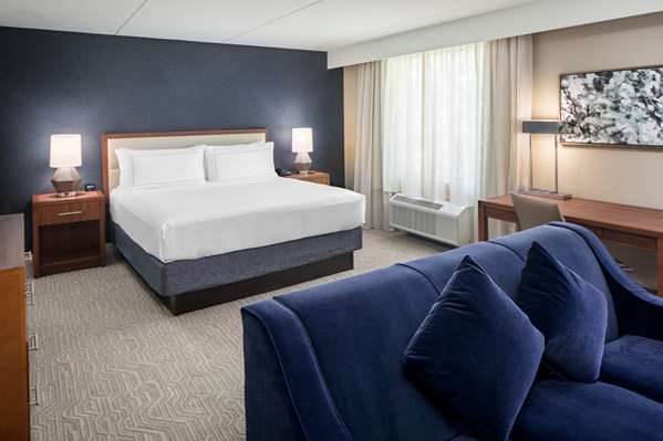 - DoubleTree by Hilton Hotel North Ann Arbor