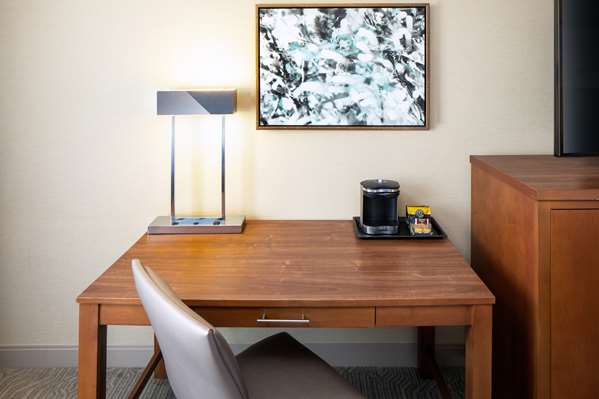  - DoubleTree by Hilton Hotel North Ann Arbor