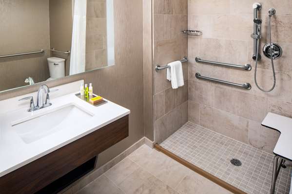  - DoubleTree by Hilton Hotel North Ann Arbor