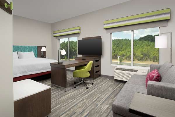  - Hampton Inn & Suites Lexington