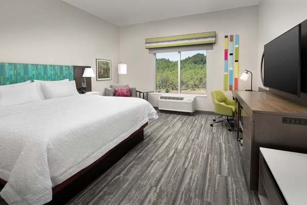  - Hampton Inn & Suites Lexington