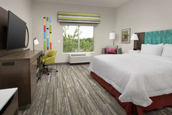  - Hampton Inn & Suites Lexington