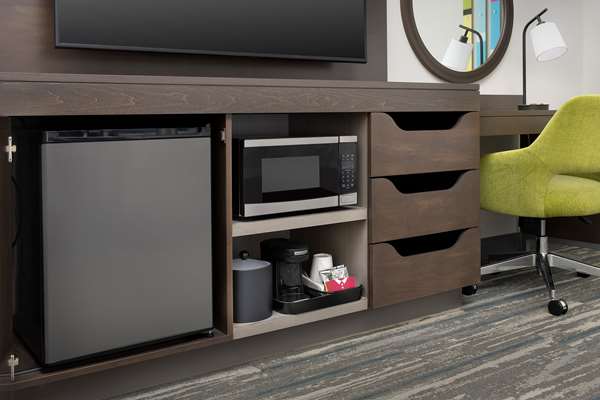  - Hampton Inn & Suites Lexington