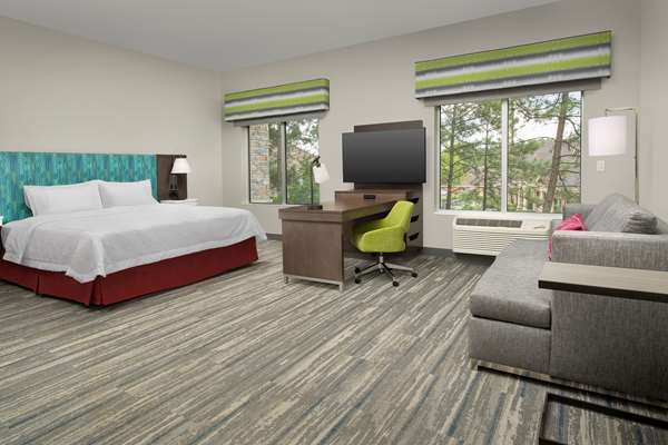  - Hampton Inn & Suites Lexington