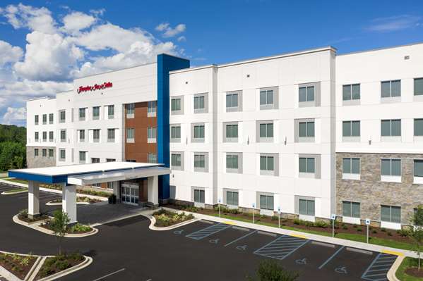Exterior view - Hampton Inn & Suites Lexington