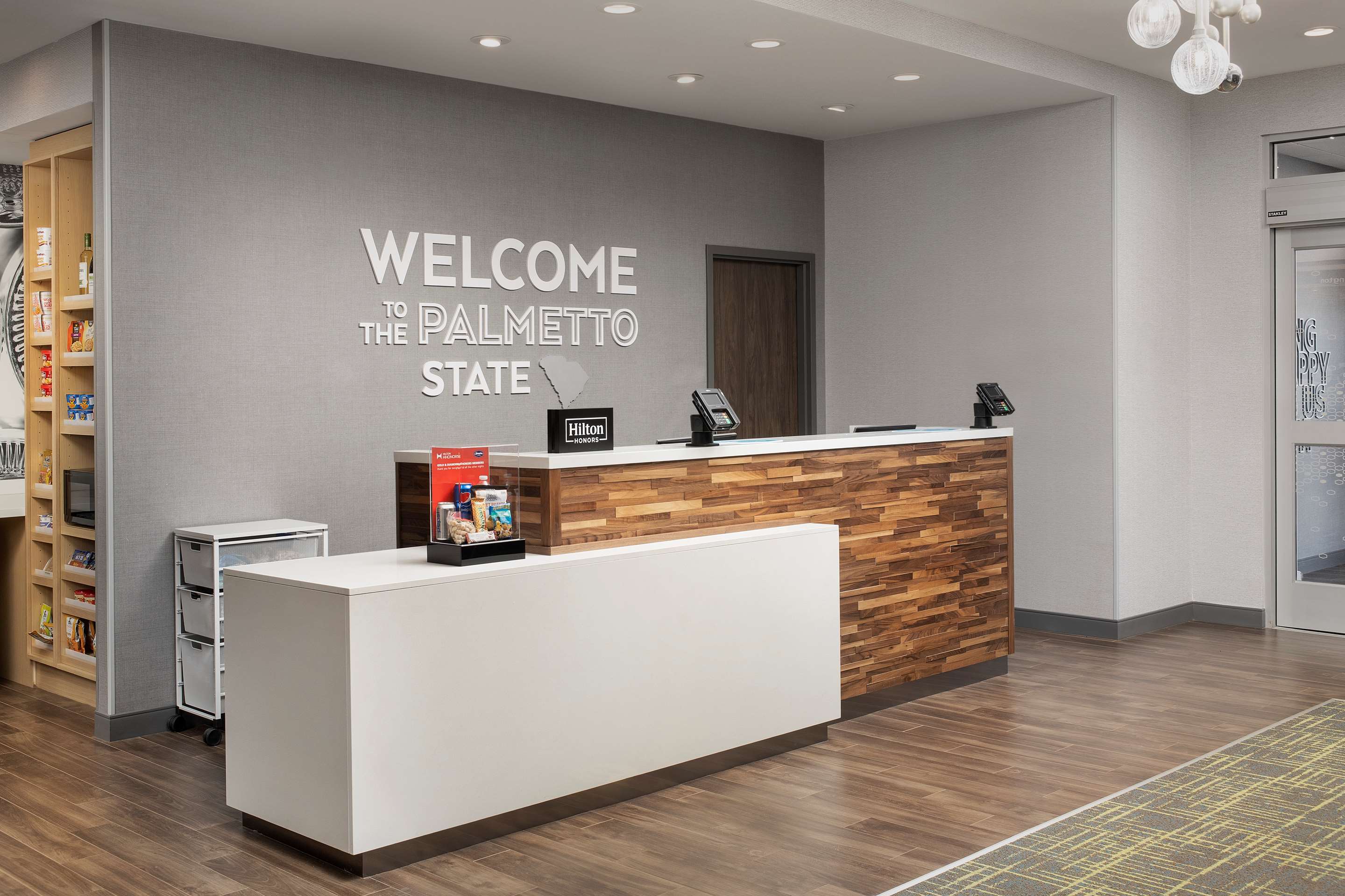 Reception | Hampton Inn & Suites Lexington