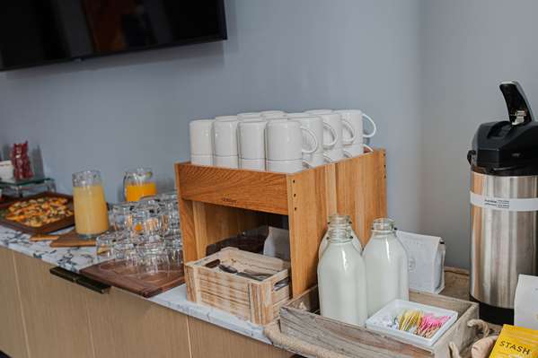 Restaurant - Canopy by Hilton Hotel City Arts District Jersey City