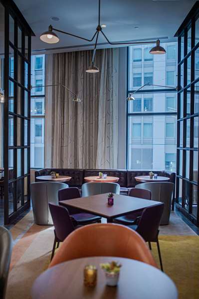 Restaurant - Canopy by Hilton Hotel City Arts District Jersey City