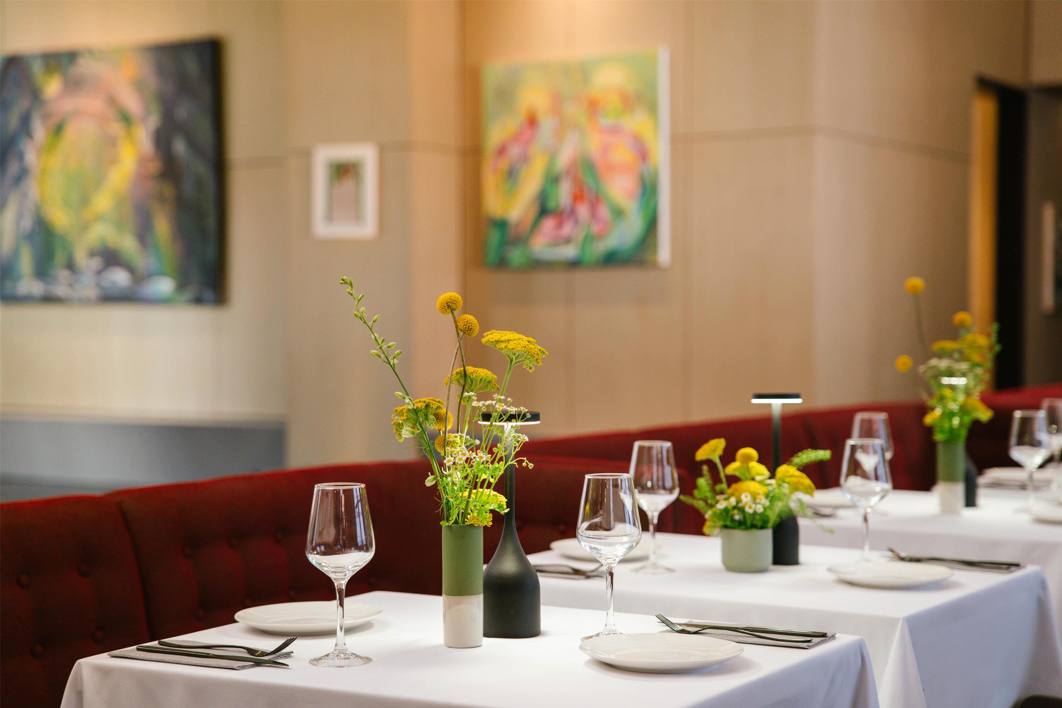 Restaurant | Canopy by Hilton Jersey City Arts District