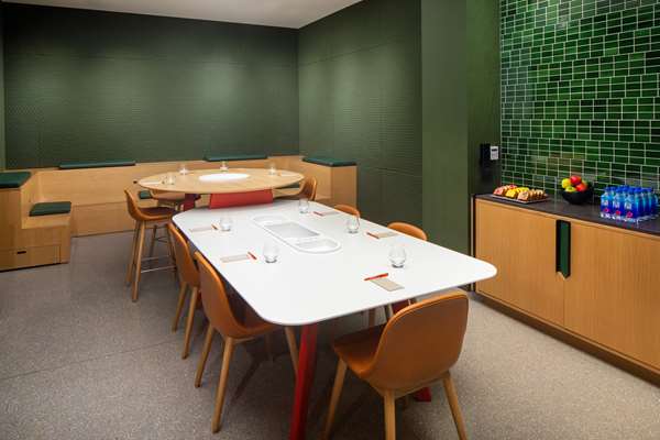  - Canopy by Hilton Hotel Downtown Grand Rapids - I-196, Exit 77C