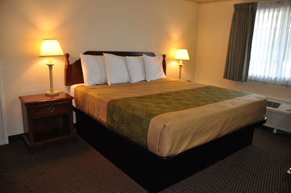 Suite - SureStay Hotel by Best Western Castro Valley