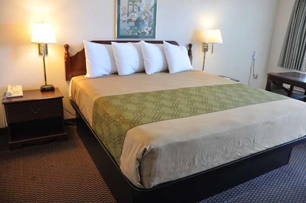  - SureStay Hotel by Best Western Castro Valley