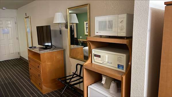  - SureStay Plus Hotel by Best Western San Jose