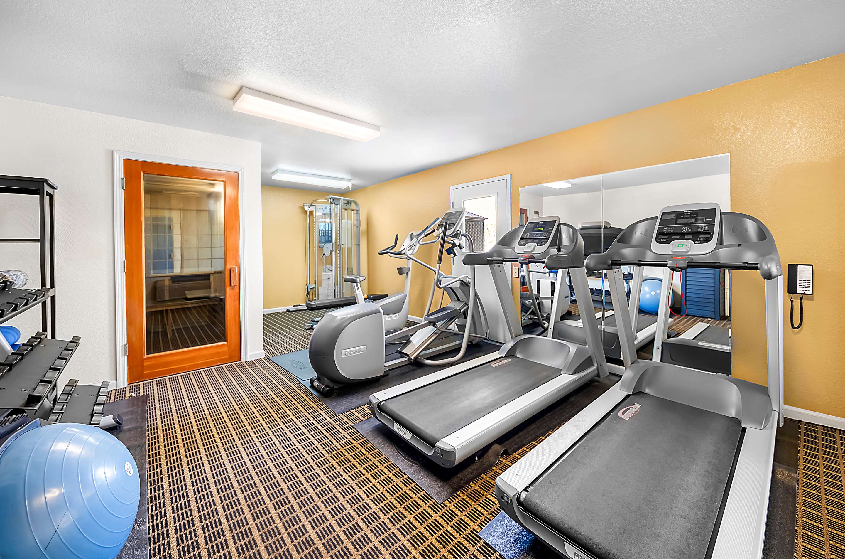 Fitness Center | SureStay Plus Hotel by Best Western San Jose Central City