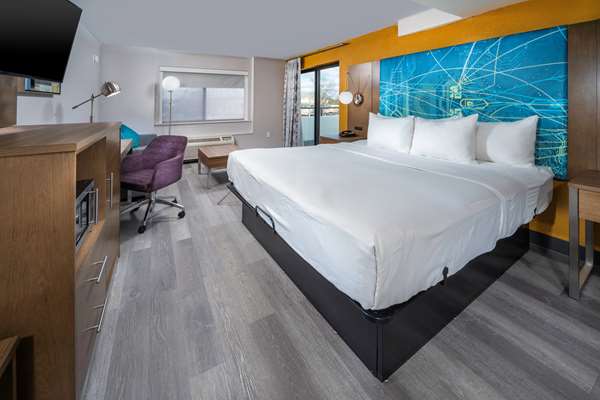  - Best Western Plus Raleigh Crabtree Valley Hotel