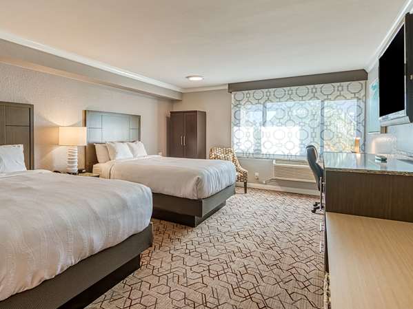  - Amanzi Ventura Hotel - US 101, Exit 70