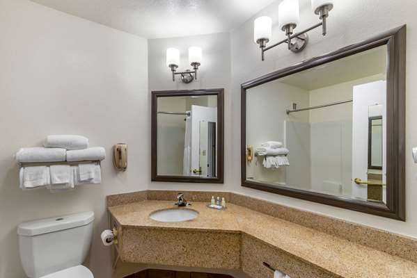  - Quality Inn Fayetteville