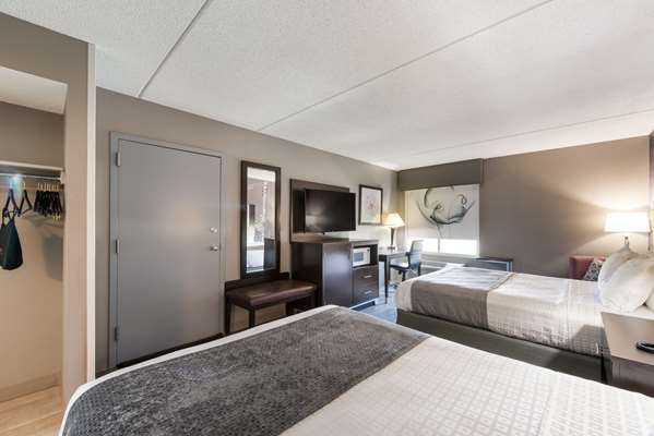  - Clarion Pointe Hotel Airport Greensboro - I-40, Exit 210