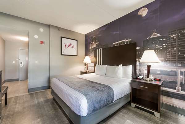  - Clarion Pointe Hotel Airport Greensboro - I-40, Exit 210