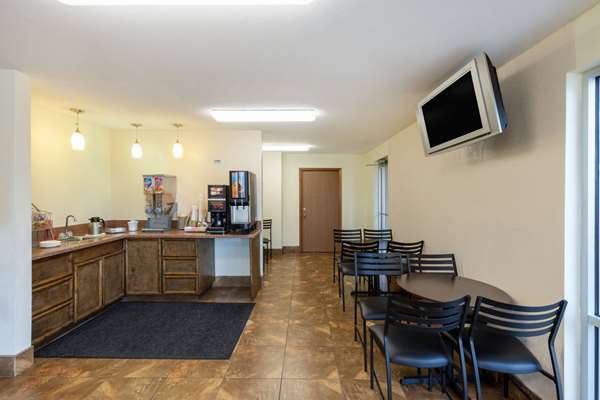  - Super 8 Motel Seguin - I-10, Exit 607