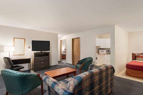 Suite - Travelodge McBride