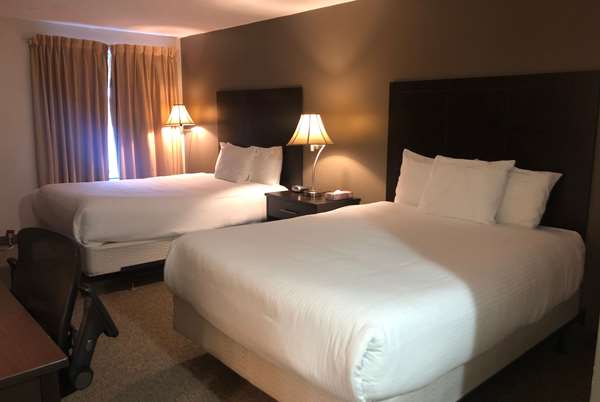  - Ramada Hotel Lindsay
