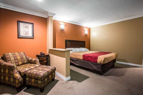  - Baymont Inn & Suites Airport Ontario