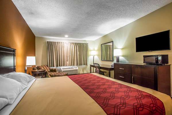  - Baymont Inn & Suites Airport Ontario