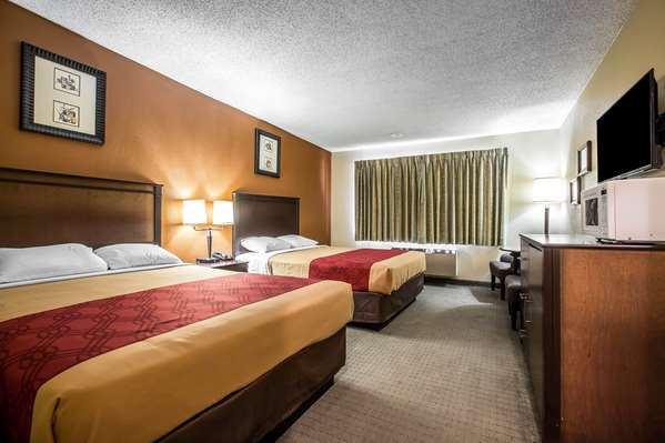  - Baymont Inn & Suites Airport Ontario