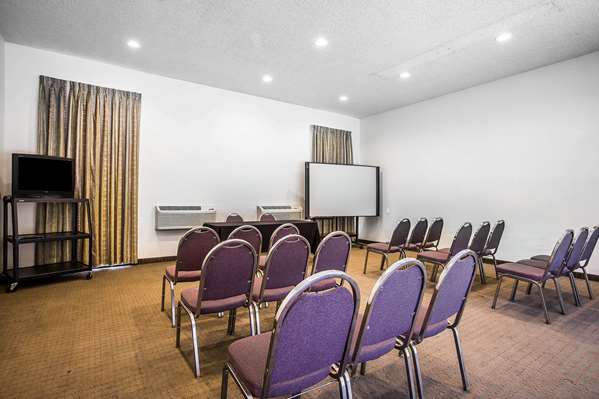  - Baymont Inn & Suites Airport Ontario