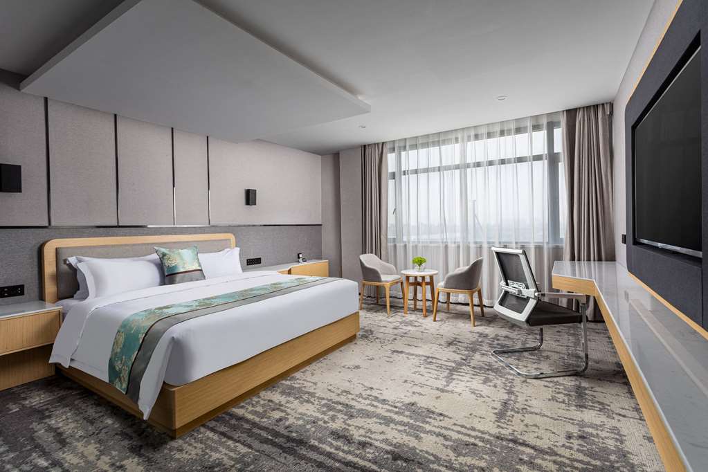 MICROTEL BY WYNDHAM HANGZHOU-guestroom-Guest Room,Suite,On-Site.jpg