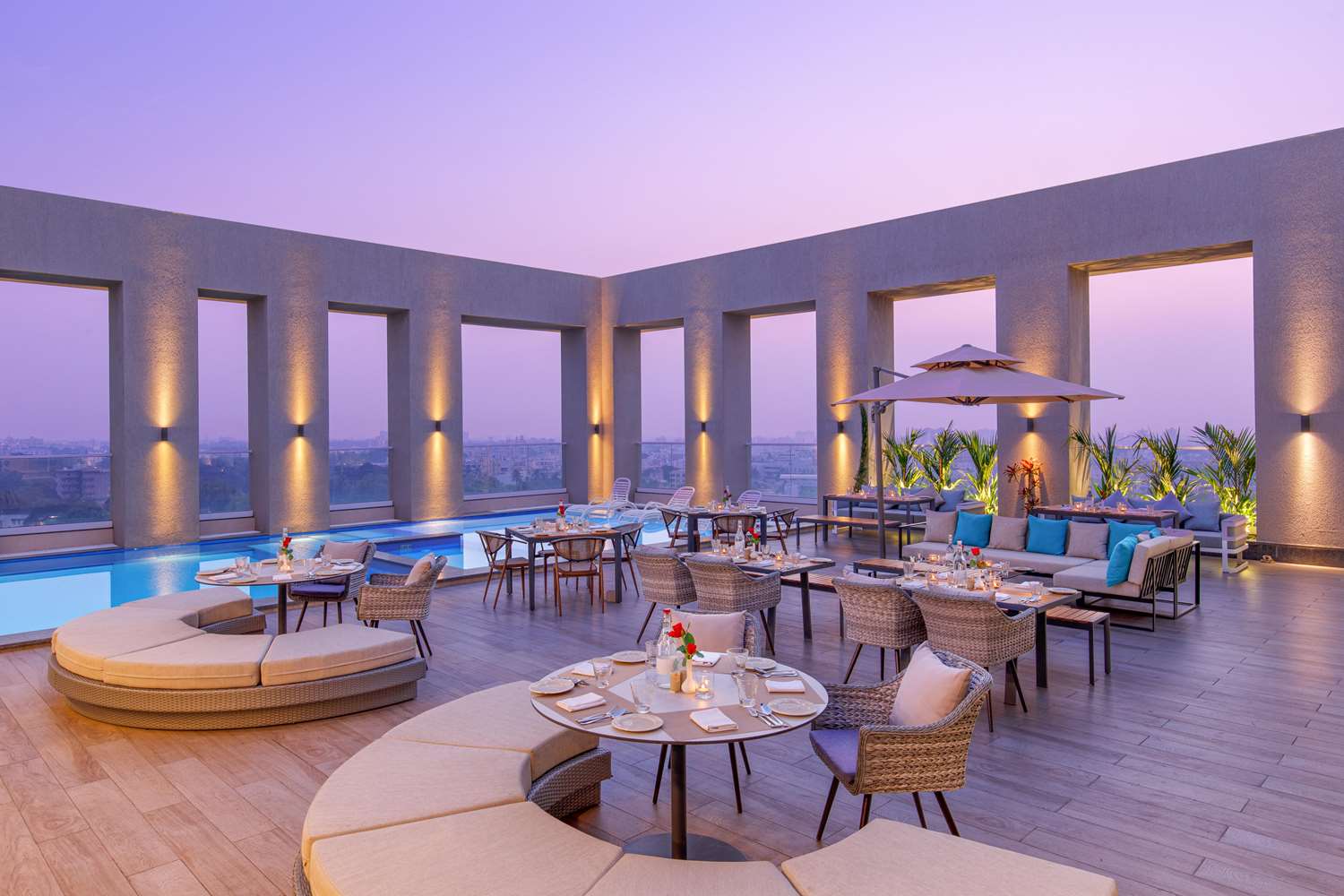 HOTEL BELLEVUE SAROVAR PREMIERE JUNAGADH - Lounge