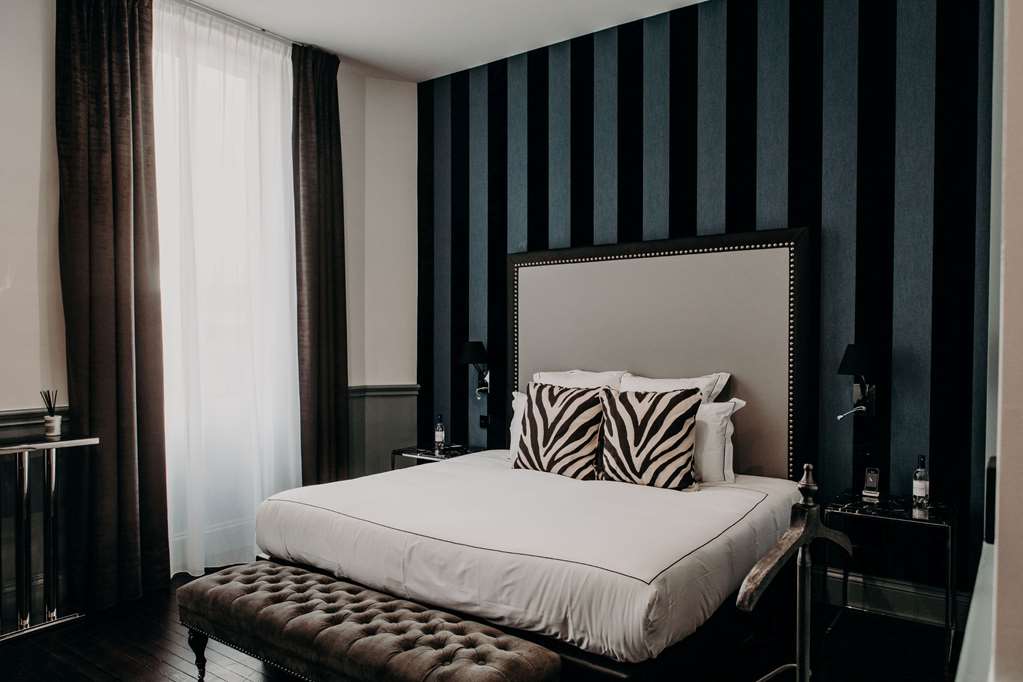 Guest photo
