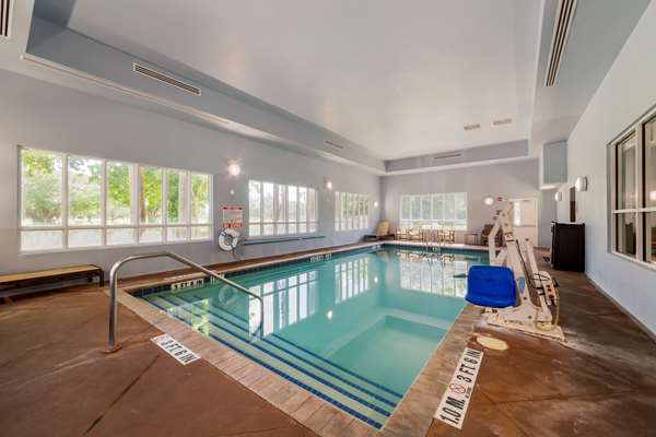 Pool - Best Western Plus Miami Airport North Inn Miami Springs