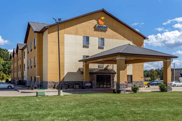 Exterior view - Comfort Inn & Suites Carbondale