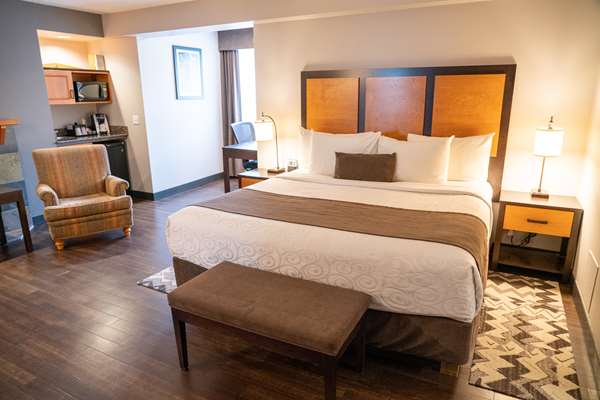 Suite - Pocaterra Inn & Waterslide Canmore