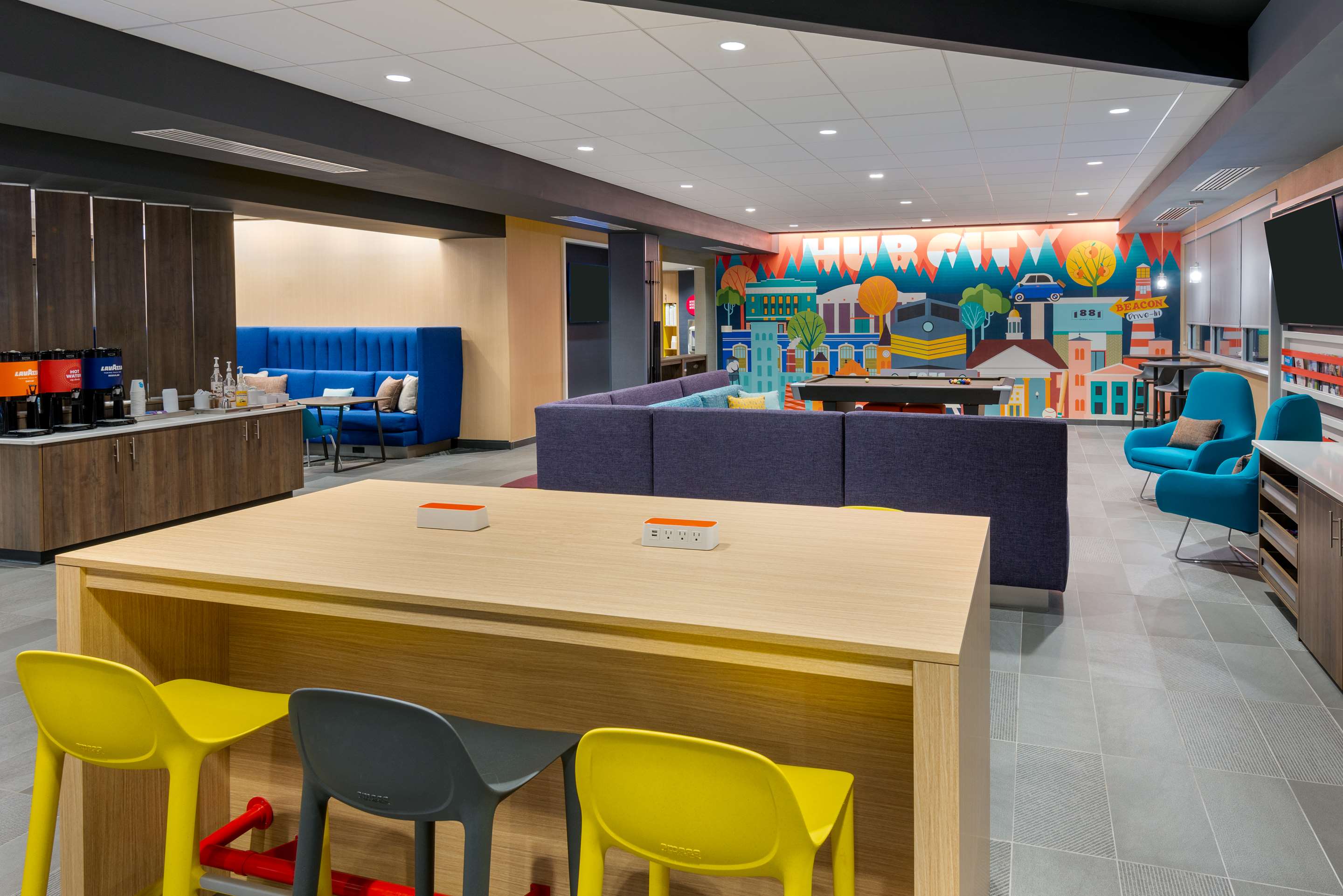 Lobby | Tru by Hilton Spartanburg