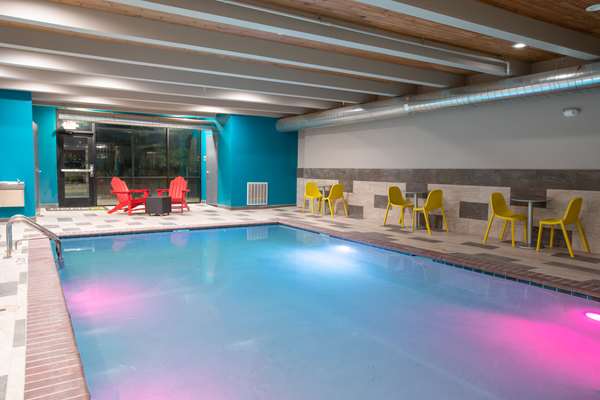 Pool - Home2 Suites by Hilton Roswell