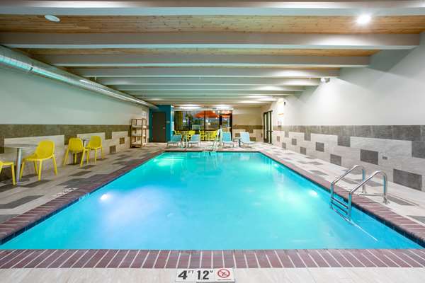 Pool - Home2 Suites by Hilton Roswell