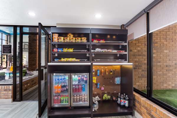  - SureStay Plus Hotel by Best Western Greenwood