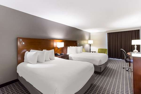  - SureStay Plus Hotel by Best Western Greenwood