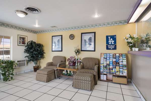  - Rodeway Inn & Suites Blythe - I-10, Exit 239