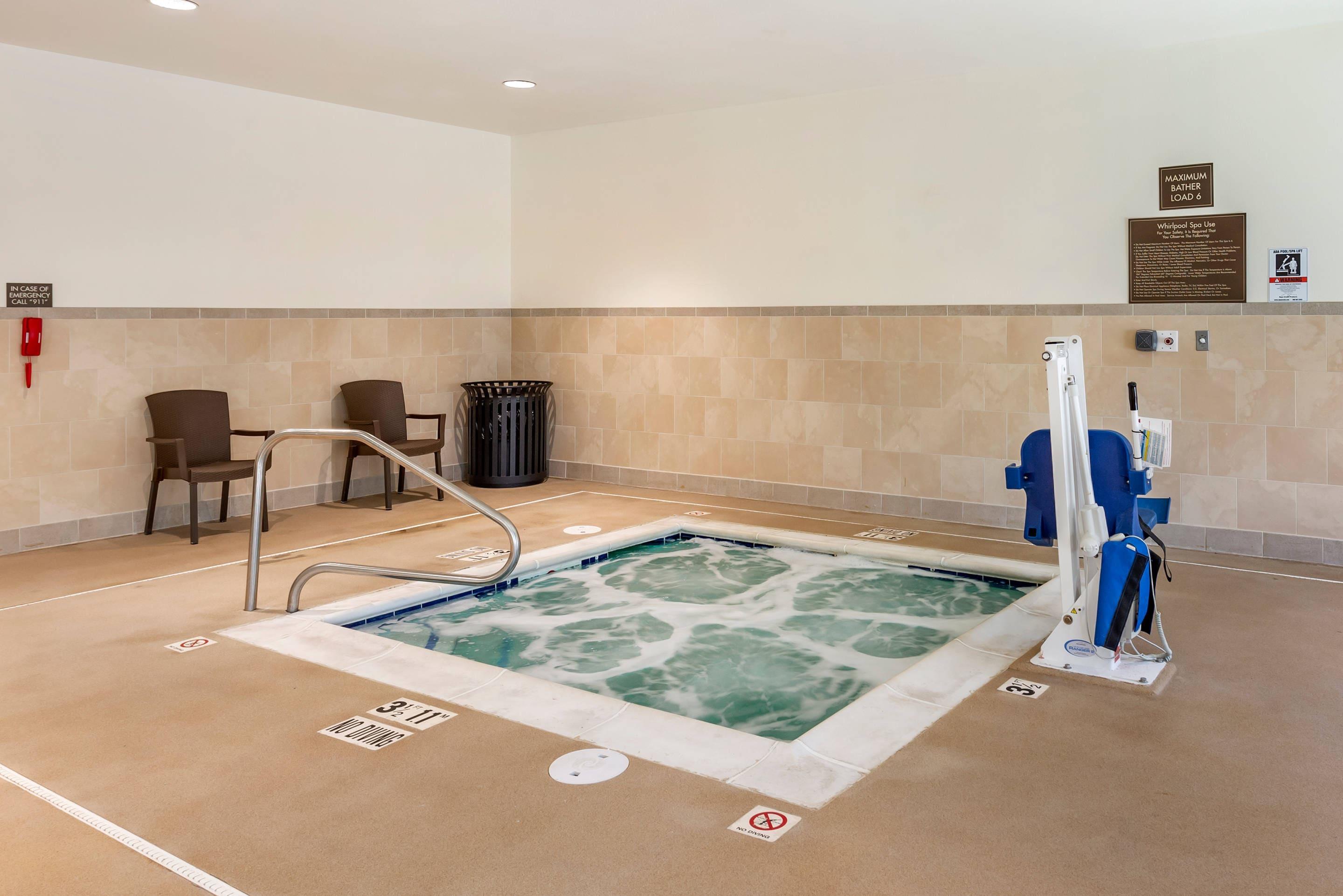 Indoor hot tub