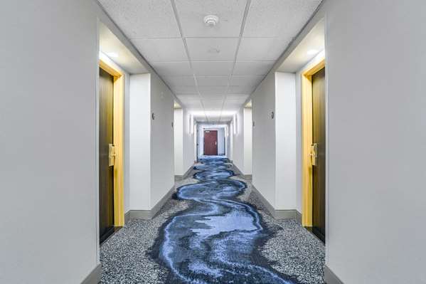  - GLo Best Western Mississauga Corporate Centre Hotel