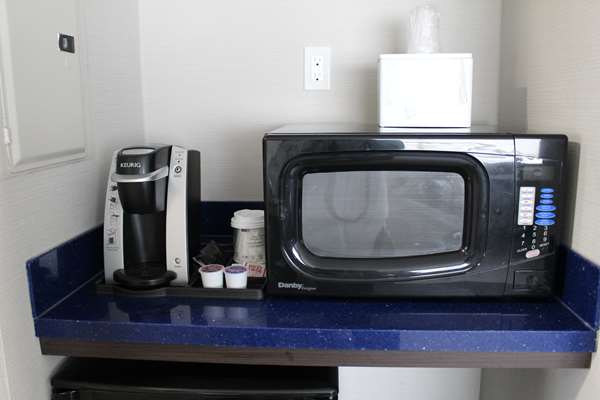  - GLo Best Western Mississauga Corporate Centre Hotel